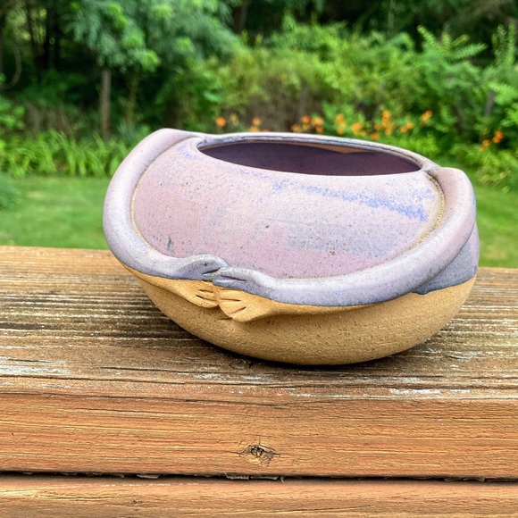 Vintage Depot Creek Pottery Quirky Handmade Artisan Pottery Hands Holding Bowl - Picture 2 of 12